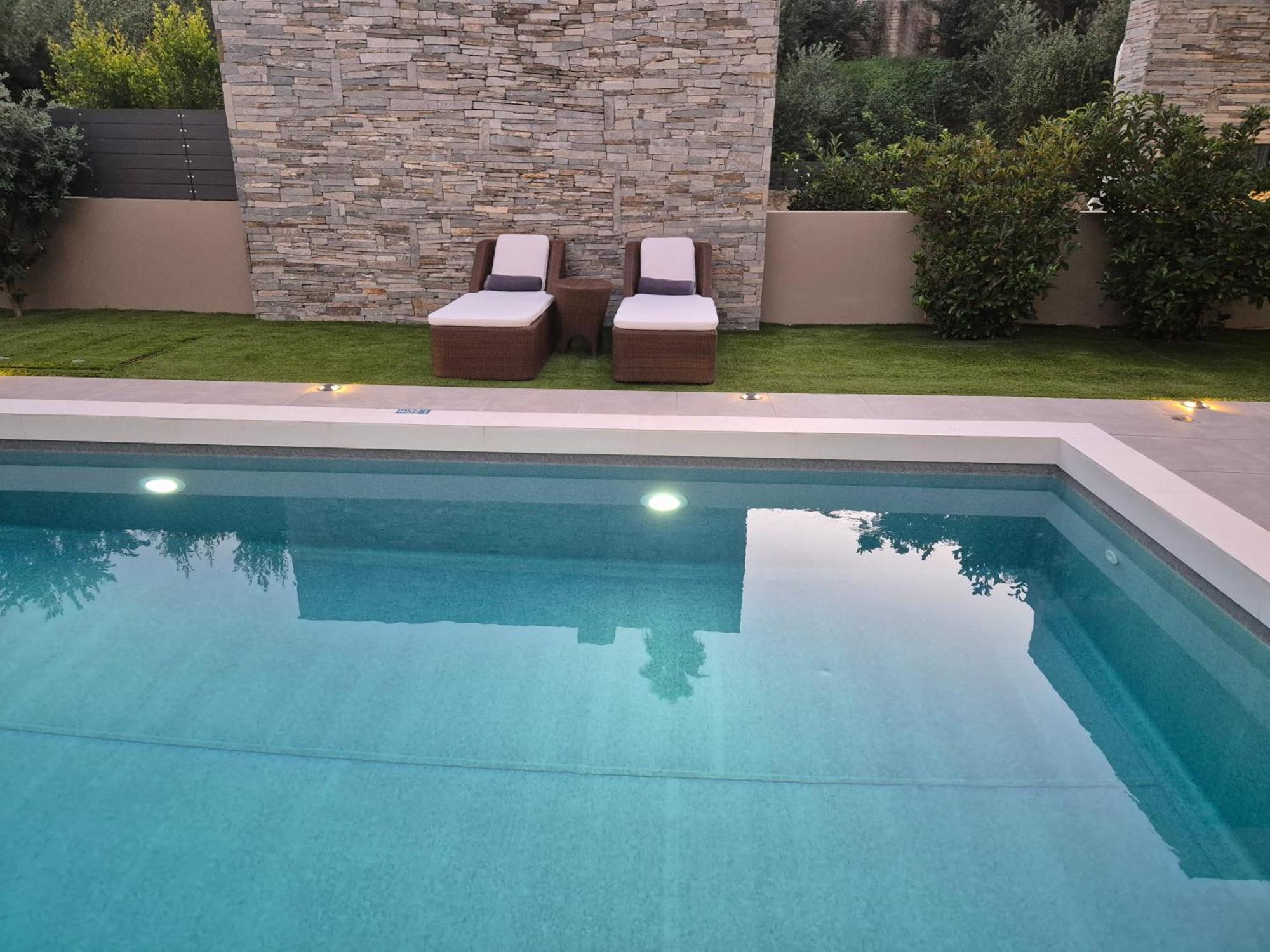 Aguacate Glafki With Heated Private Swimming Pool Villa ซีลีวี ภายนอก รูปภาพ